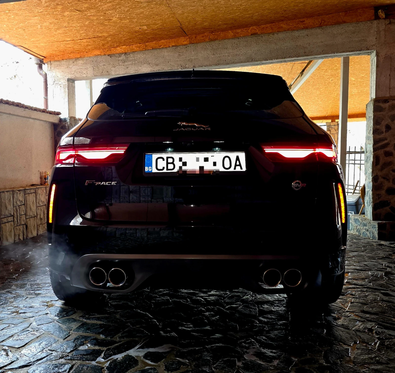 Jaguar F-PACE SVR P550, снимка 4 - Автомобили и джипове - 53926440