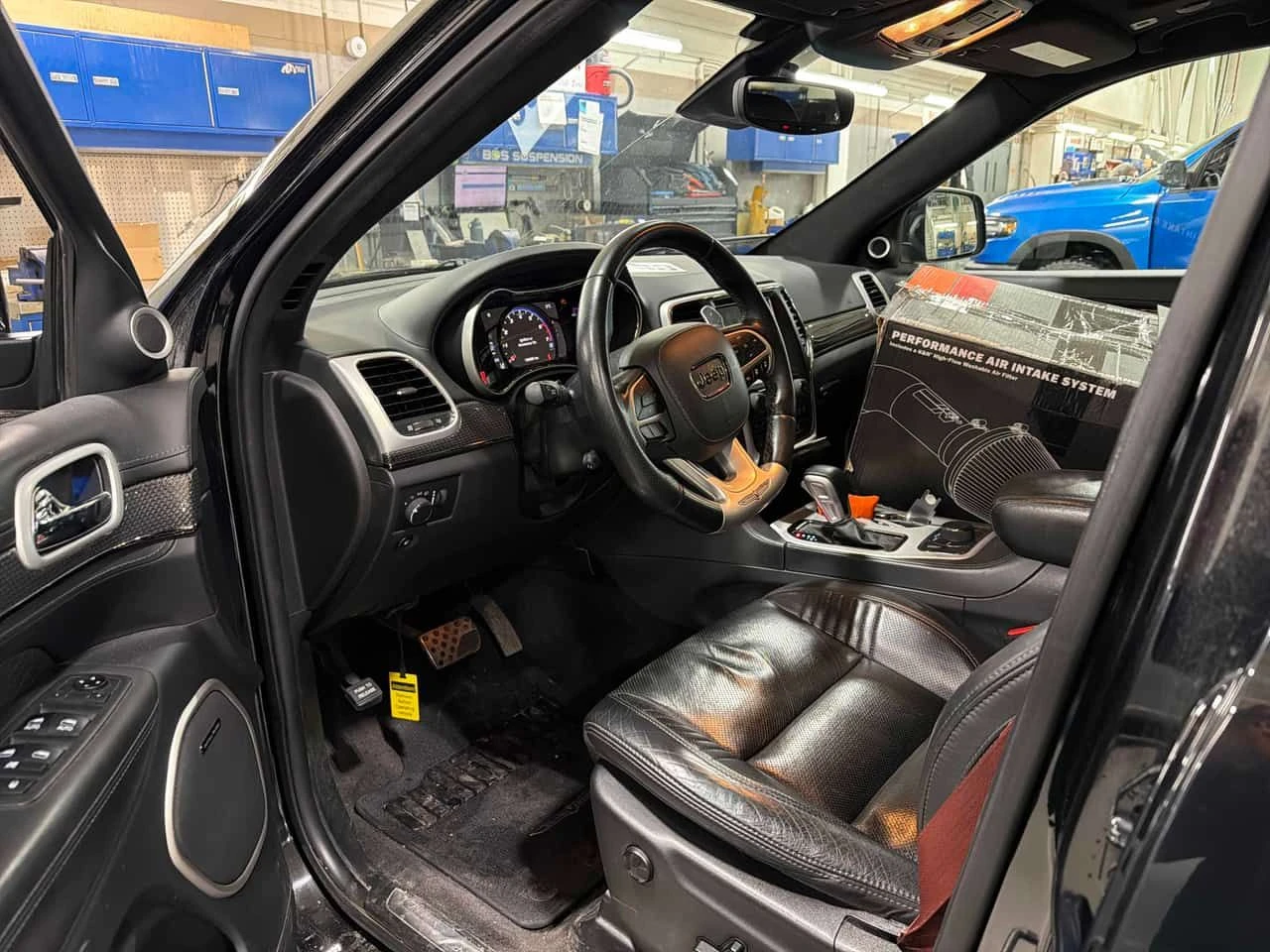 Jeep Grand cherokee  Trackhawk /Distronic/Harman Kardon , снимка 5 - Автомобили и джипове - 54145067