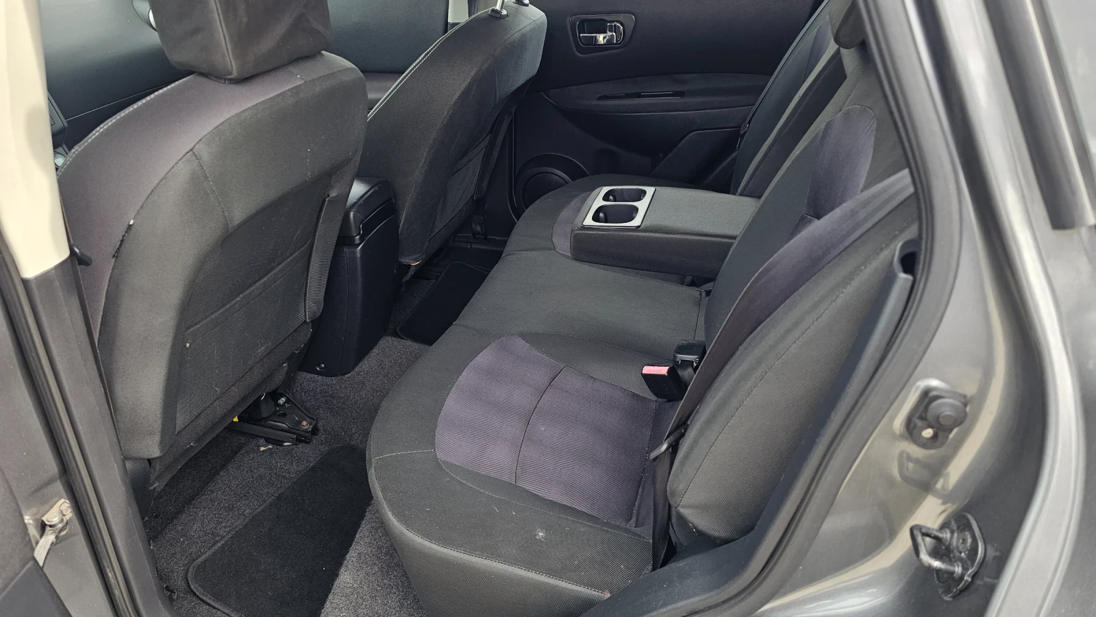 Nissan Qashqai 1.6i-GPL, снимка 9 - Автомобили и джипове - 54182078