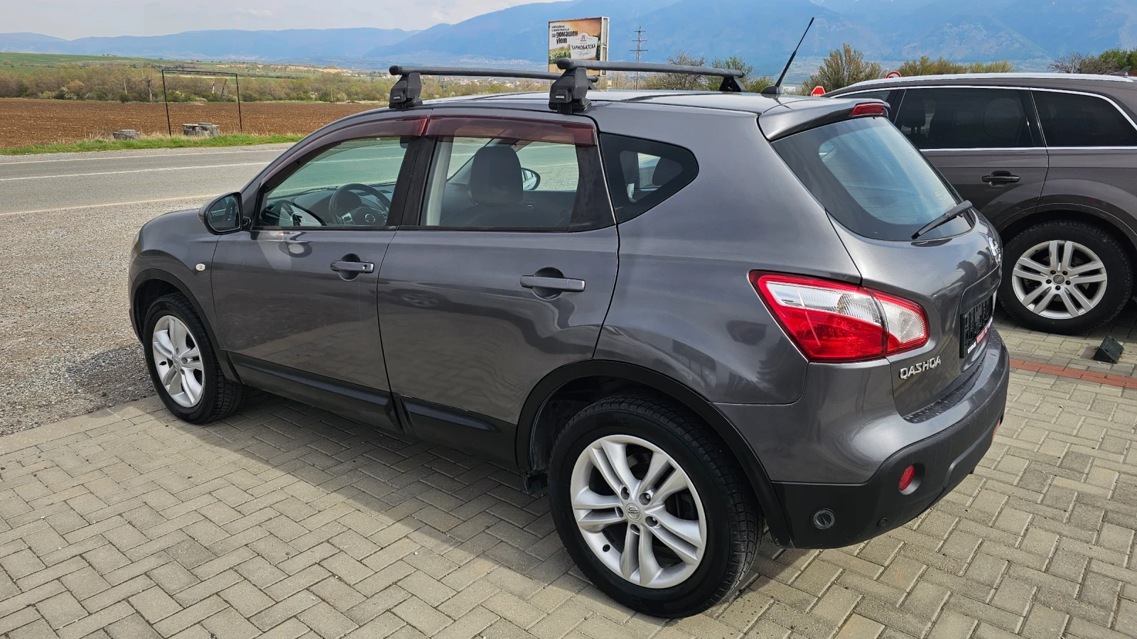 Nissan Qashqai 1.6i-GPL, снимка 3 - Автомобили и джипове - 54182078