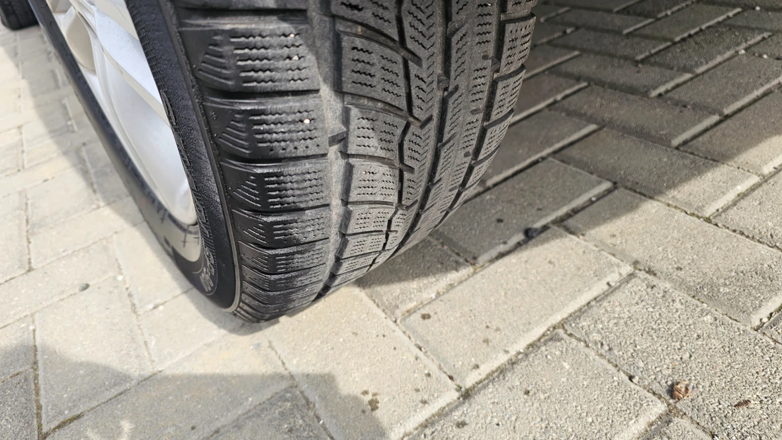 Nissan Qashqai 1.6i-GPL, снимка 12 - Автомобили и джипове - 54182078