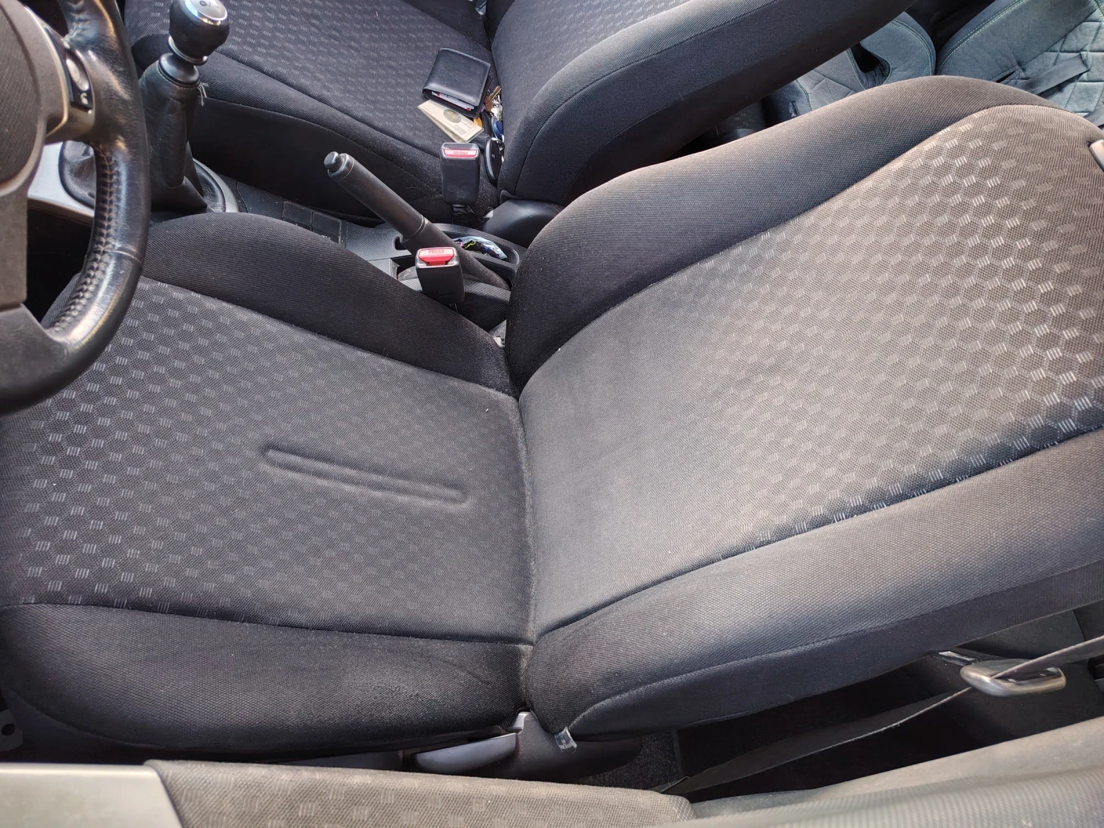 Toyota Urban Cruiser 1.4 D 4x4, снимка 9 - Автомобили и джипове - 55081071