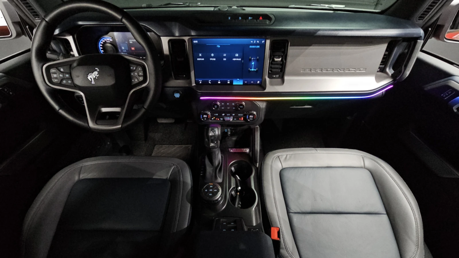 Ford Bronco 2.7* 360* BLIND SPOT* ПОДГРЕВ ВОЛАН* КРАЙНА ЦЕНА, снимка 7 - Автомобили и джипове - 55324827