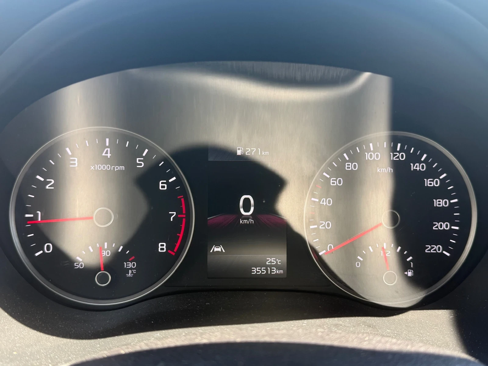 Kia Stonic, снимка 10 - Автомобили и джипове - 55894542