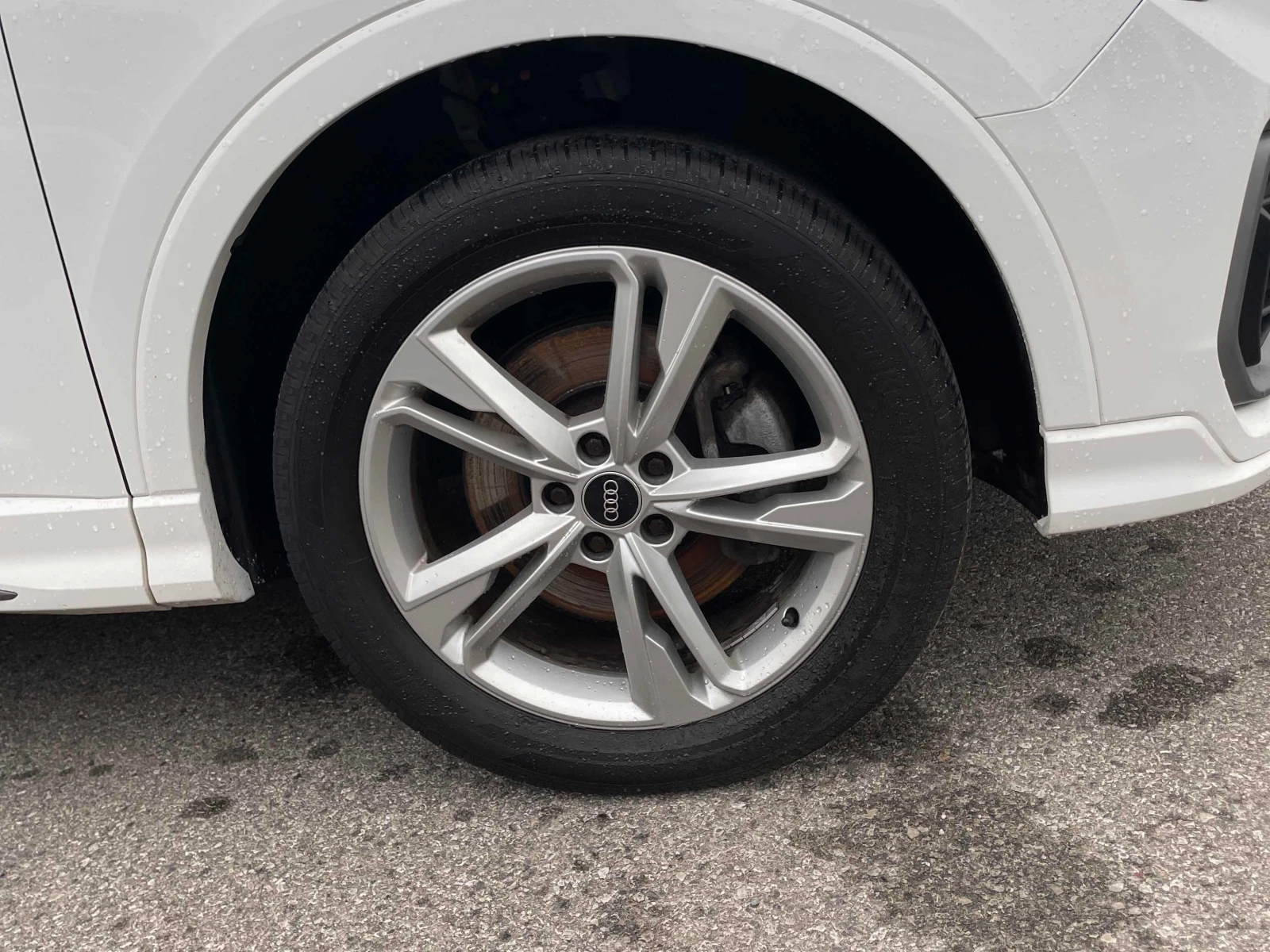 Audi Q3 * CARFAX * ПАНОРАМА * ОПЦИЯ ЗА ФИНАНСИРАНЕ, снимка 6 - Автомобили и джипове - 56025572
