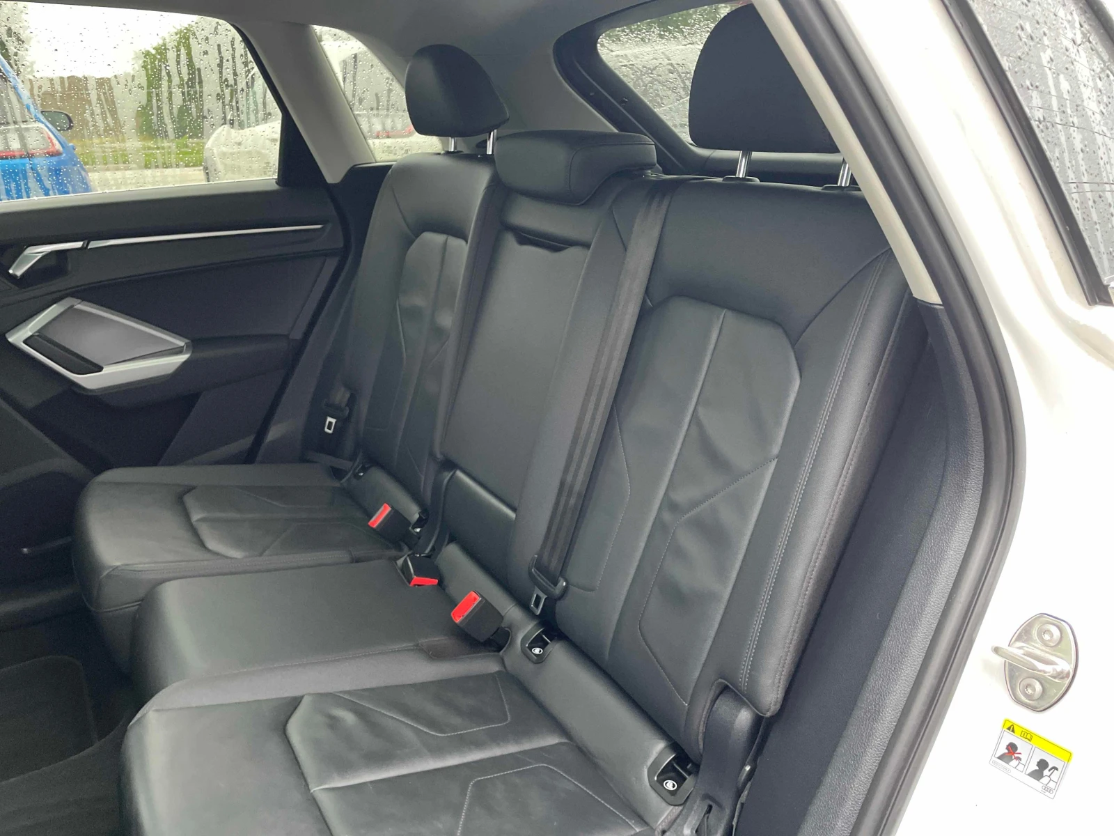 Audi Q3 * CARFAX * ПАНОРАМА * ОПЦИЯ ЗА ФИНАНСИРАНЕ, снимка 12 - Автомобили и джипове - 56025572
