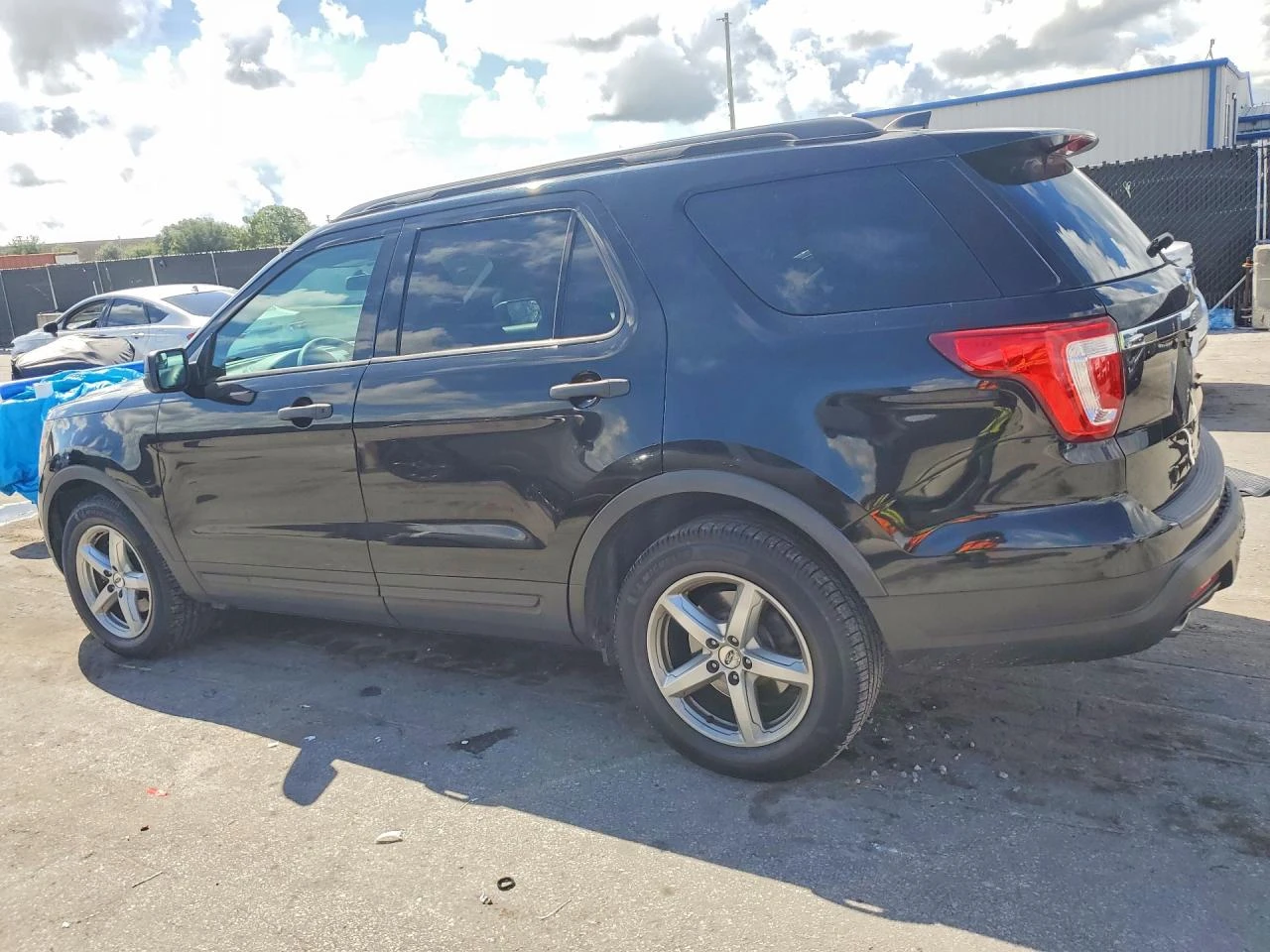 Ford Explorer 2.3l, снимка 2 - Автомобили и джипове - 56025646