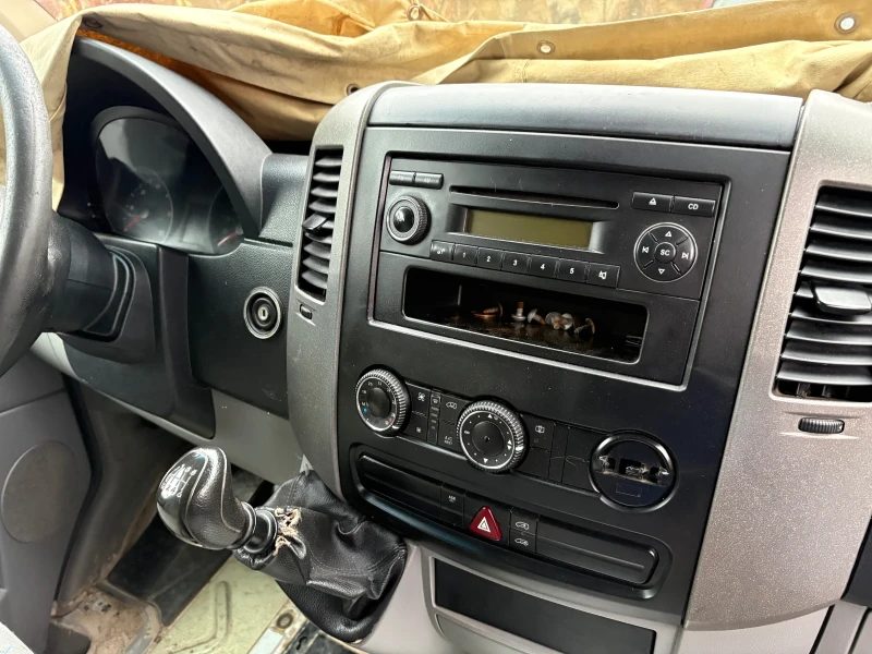 VW Crafter Crafter , снимка 9 - Бусове и автобуси - 52678783