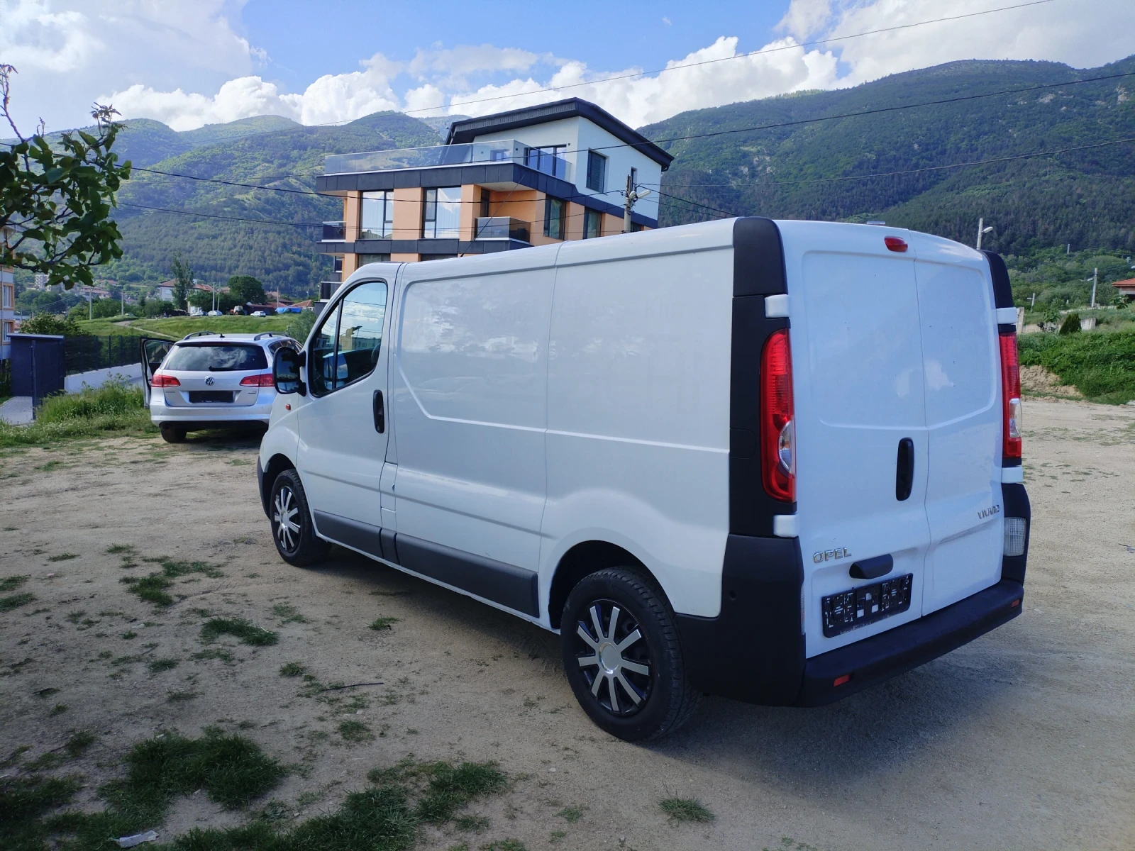 Opel Vivaro 2.0 CDTI 90Hp 6скорости Face TOP , снимка 8 - Бусове и автобуси - 54704481