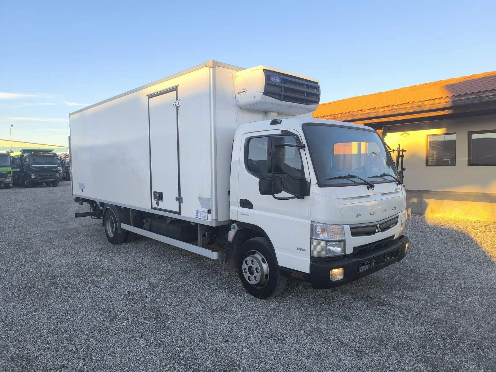 Mitsubishi Fuso | Mobile.bg   1