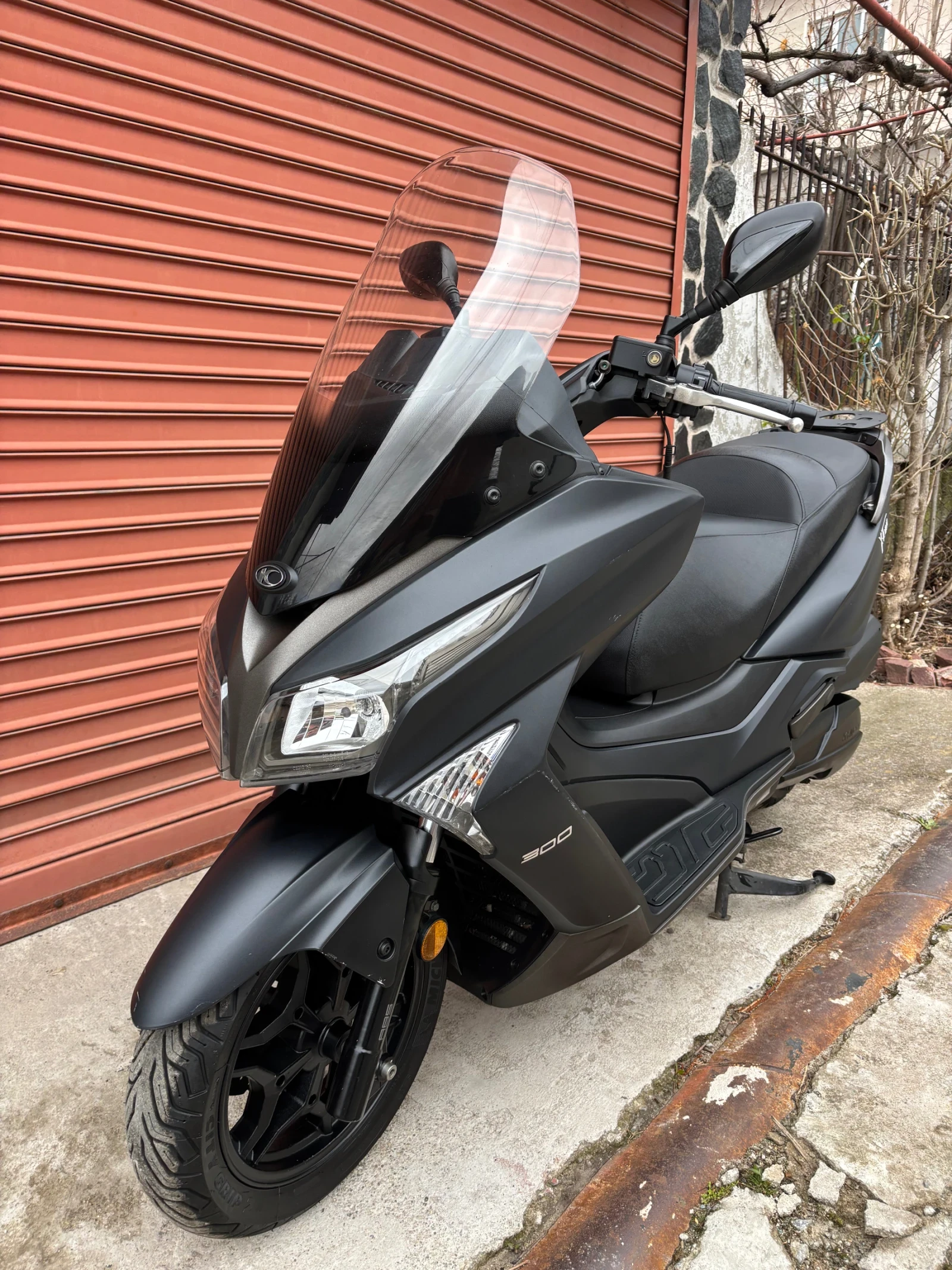 Kymco Downtown X-Town 300i ABS 2019, снимка 3 - Мотоциклети и мототехника - 54182223