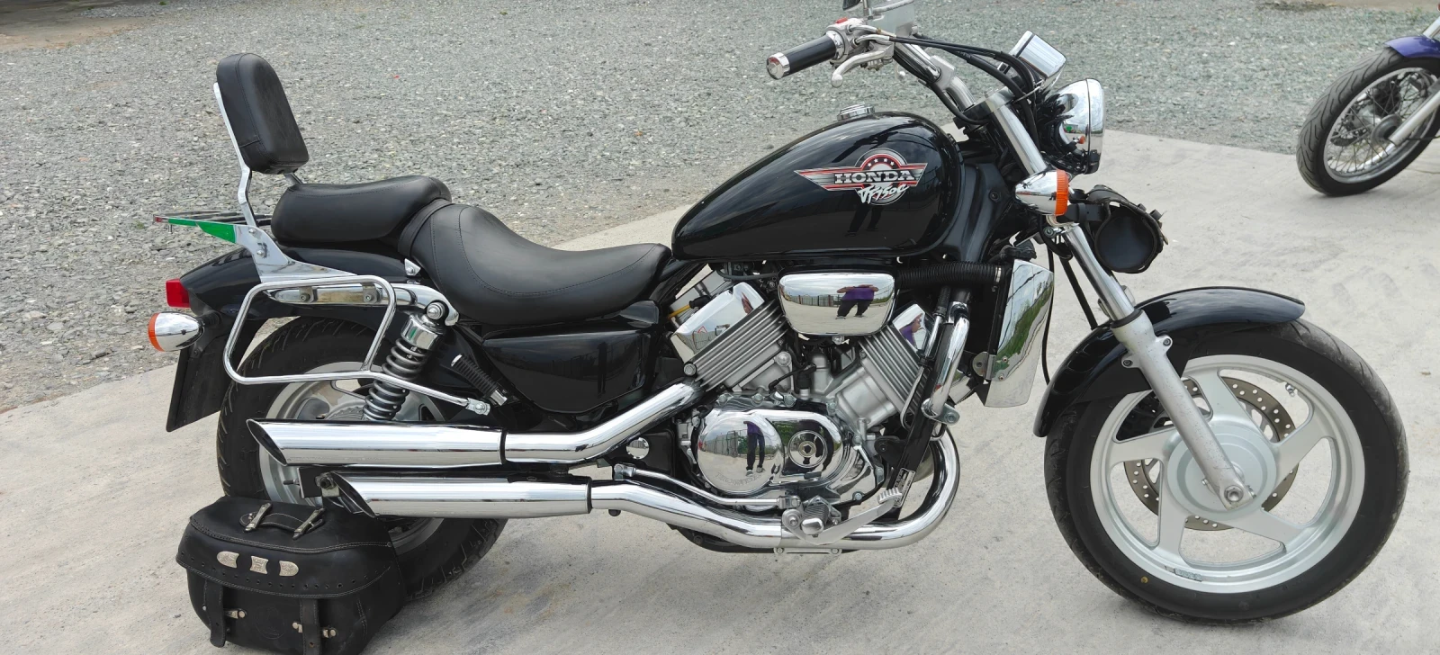 Honda Magna VF750C, снимка 6 - Мотоциклети и мототехника - 54740334