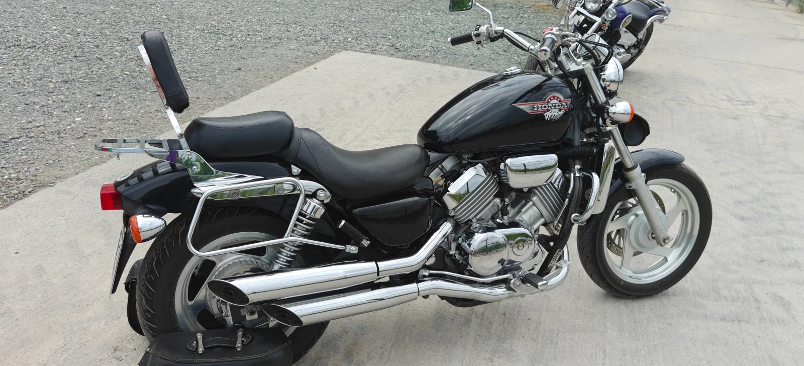Honda Magna VF750C, снимка 5 - Мотоциклети и мототехника - 54740334