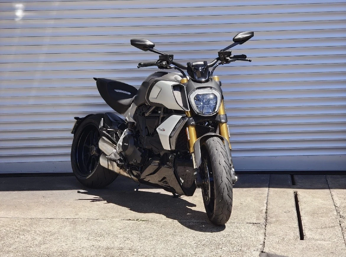 Ducati Diavel 1260S/FULL OPTION/5500км, снимка 2 - Мотоциклети и мототехника - 55778228