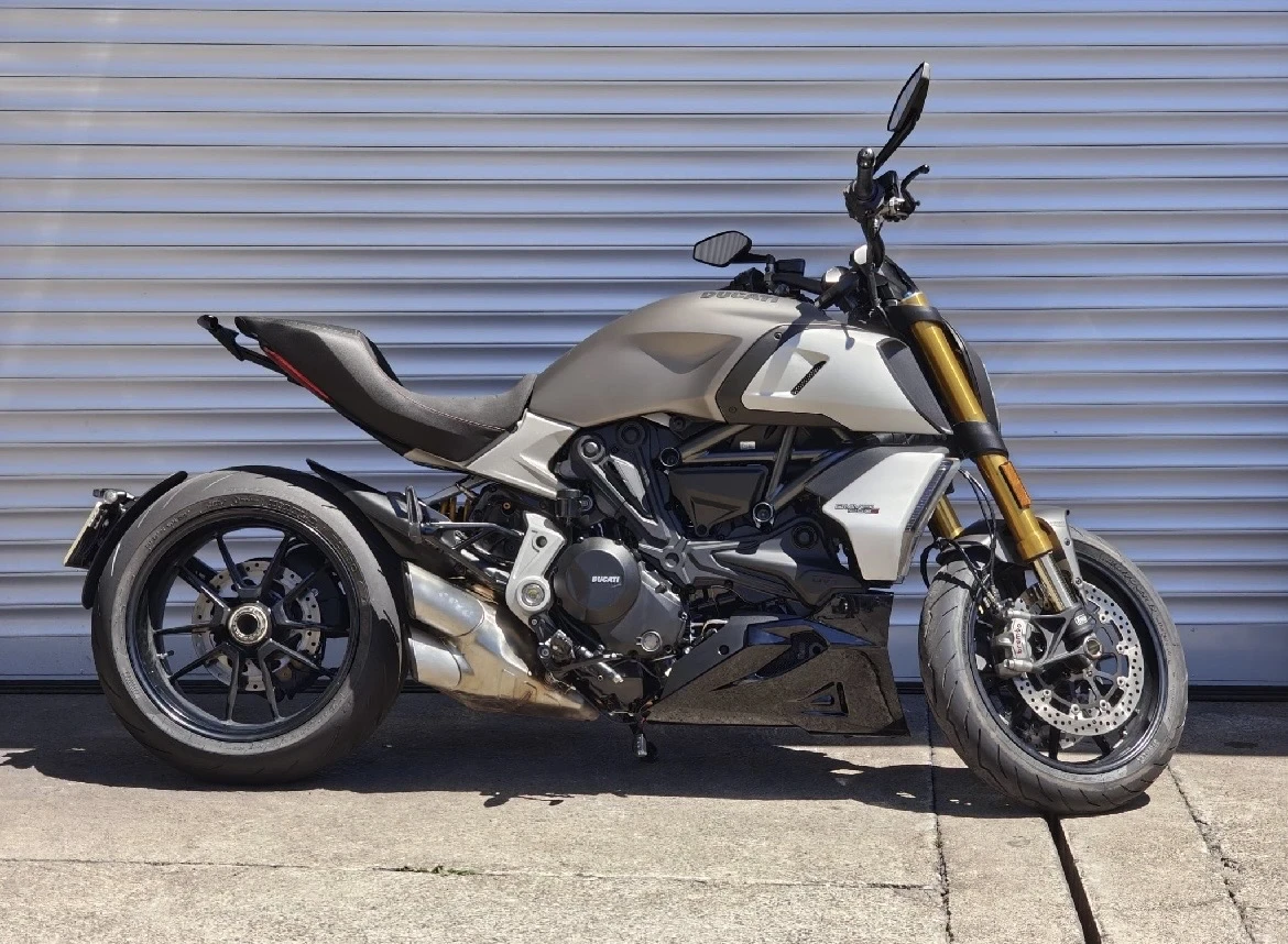 Ducati Diavel 1260S/FULL OPTION/5500км, снимка 4 - Мотоциклети и мототехника - 55778228