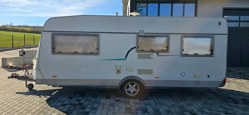 Каравана HYMER / ERIBA нова 531, снимка 5 - Каравани и кемпери - 48112418