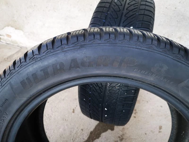 Гуми Зимни 235/50R18, снимка 6 - Гуми и джанти - 30245137