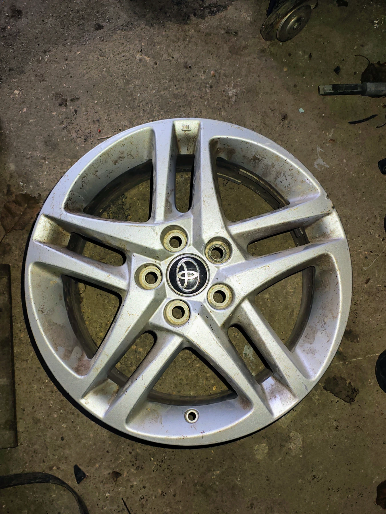 ������ �� Toyota C-HR | Mobile.bg � ����������� 1