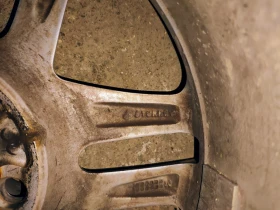 Джанти за Toyota C-HR, снимка 2 - Гуми и джанти - 52596746