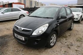 Hyundai I20 1.4 НА ЧАСТИ, снимка 4