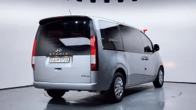 Hyundai Staria Modern* BLIND SPOT* ПОДГРЕВ ВОЛАН* КРАЙНА ЦЕНА, снимка 2