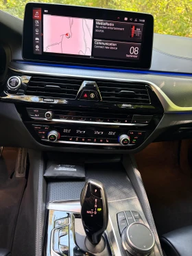 BMW 530 Хибрид , снимка 11