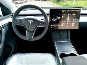 Tesla Model Y Long Range Dual Motor Специална цена!, снимка 12