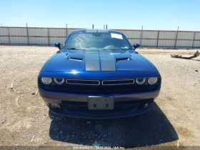 Dodge Challenger SXT - [3] 