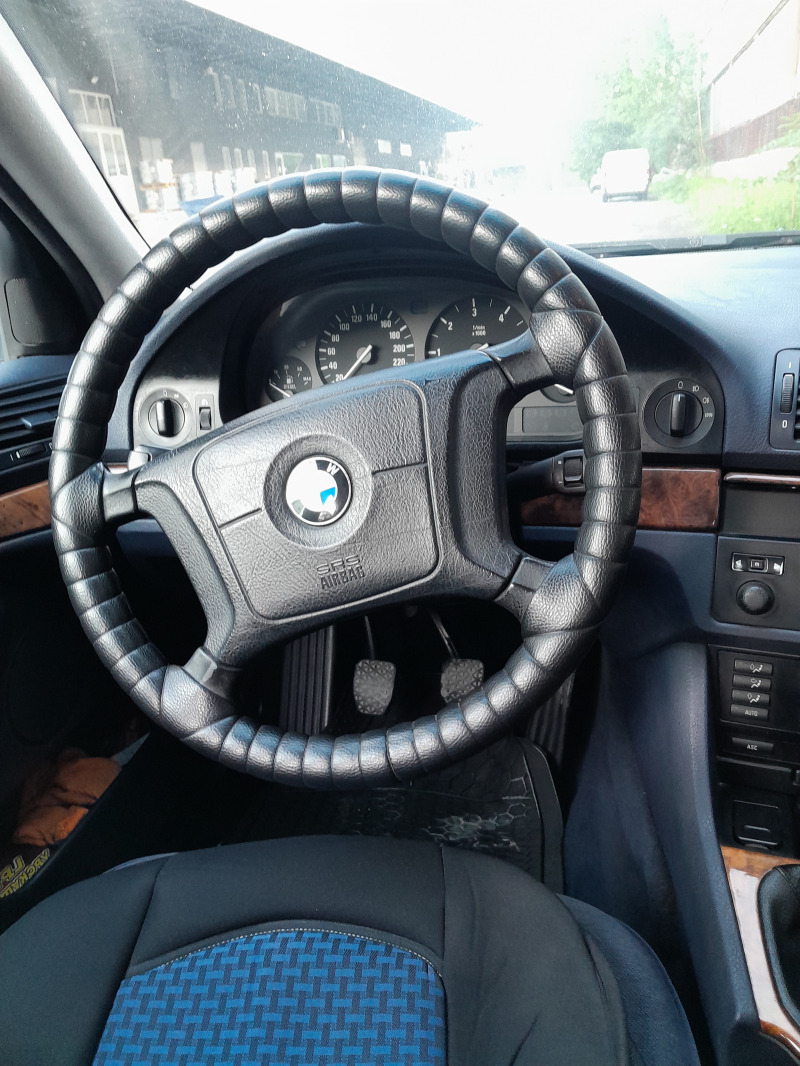 BMW 525, снимка 5 - Автомобили и джипове - 45886306