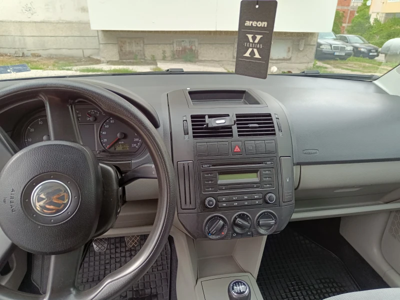 VW Polo, снимка 3 - Автомобили и джипове - 47096497