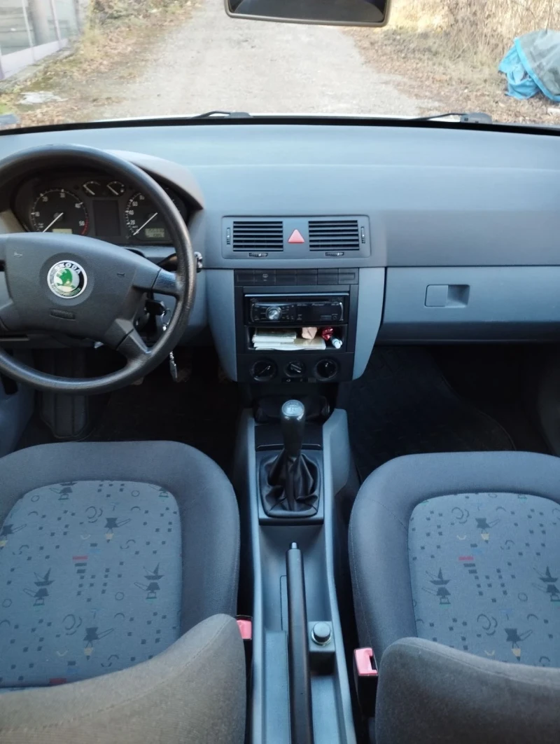 Skoda Fabia 1.9 sdi, снимка 5 - Автомобили и джипове - 48103964