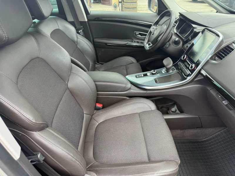 Renault Espace 1.6 dci 4control, снимка 11 - Автомобили и джипове - 50829905