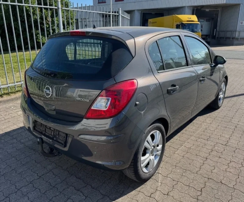 Opel Corsa 1.3cdti, снимка 4 - Автомобили и джипове - 52527894