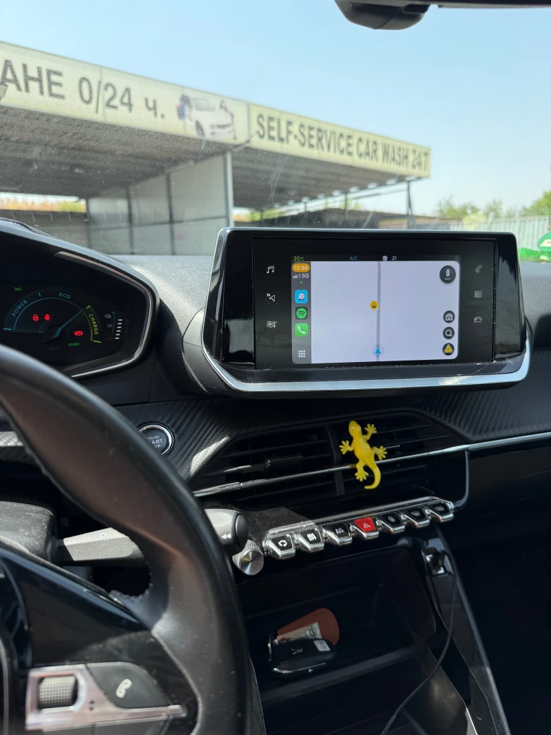 Peugeot 208, снимка 4 - Автомобили и джипове - 52631101