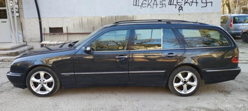 Mercedes-Benz 320 3.2 CDI KLIMATRONIK, снимка 8 - Автомобили и джипове - 52849539