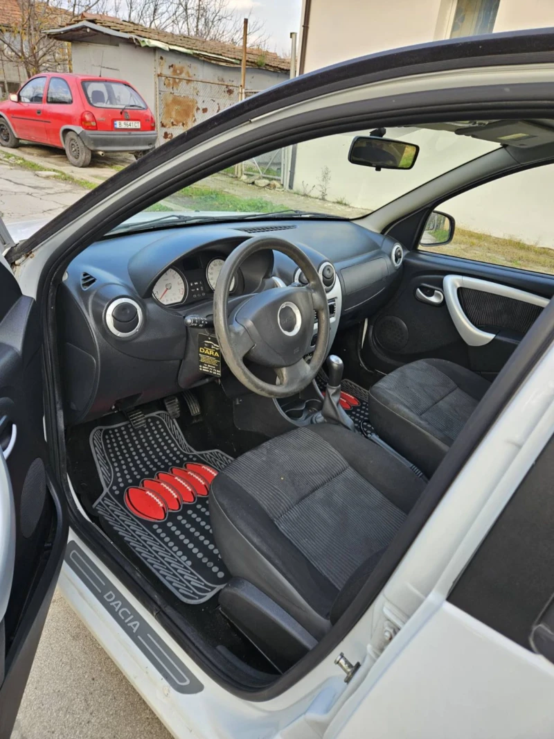 Dacia Sandero, снимка 6 - Автомобили и джипове - 53316443