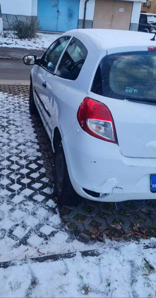 Renault Clio 1, 5 DCI, снимка 6 - Автомобили и джипове - 48550013