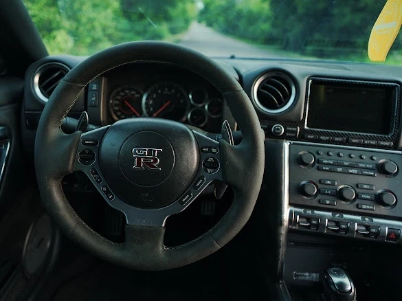 Nissan Gt-r, снимка 11 - Автомобили и джипове - 54967300