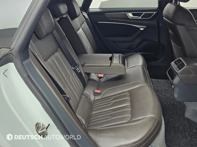 Audi A7 55 TFSI quattro* HUD* BLIND SPOT* 360* КРАЙНА ЦЕНА, снимка 12 - Автомобили и джипове - 56133673