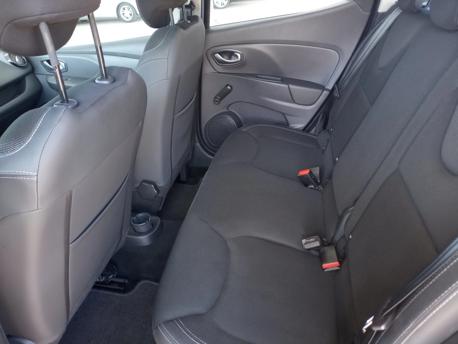 Renault Clio 1.5 dCi NAVI EURO6 LED - изображение 8