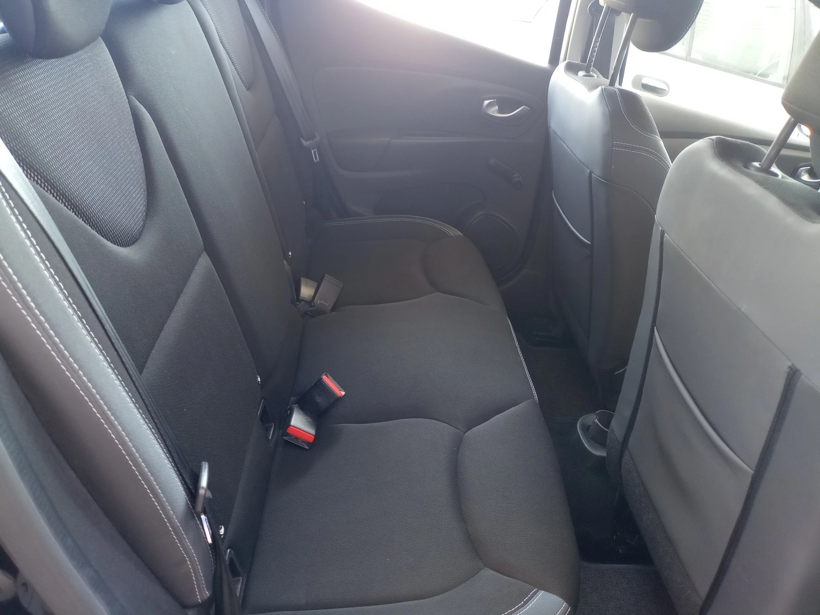 Renault Clio 1.5 dCi NAVI EURO6 LED - изображение 9