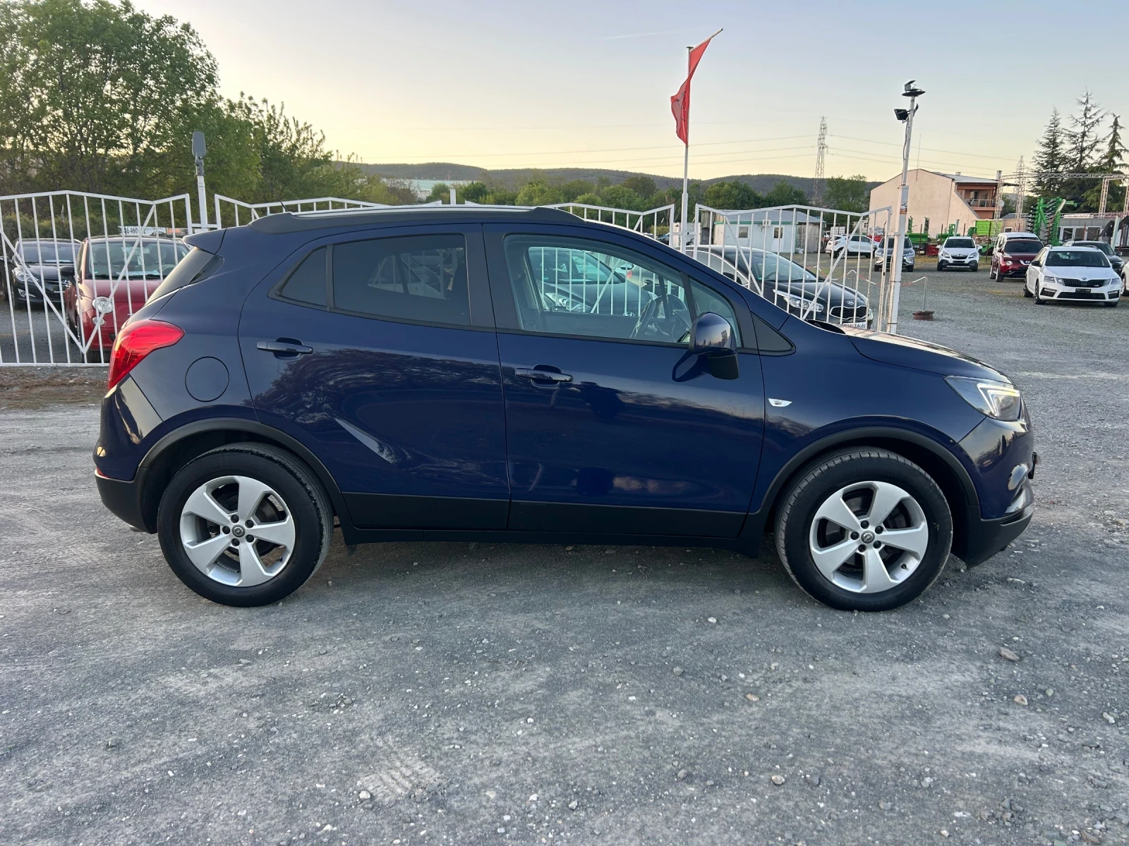 Opel Mokka X 1.6 CDTI/ АВТОМАТИК / НАВИГАЦИЯ / ПОДГРЕВ / ЕВРО6+ - изображение 4