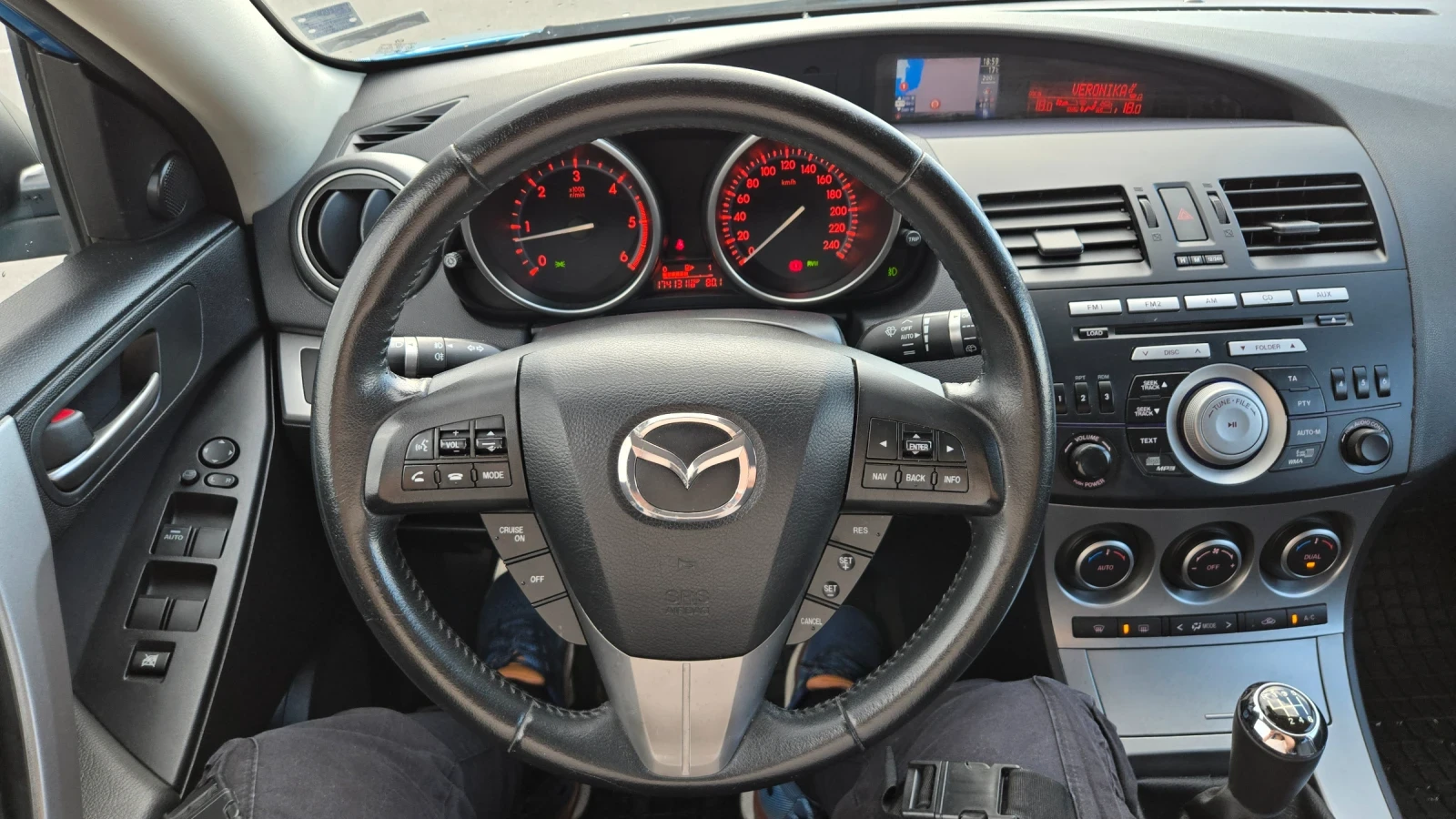 Mazda 3 2.2 - изображение 10