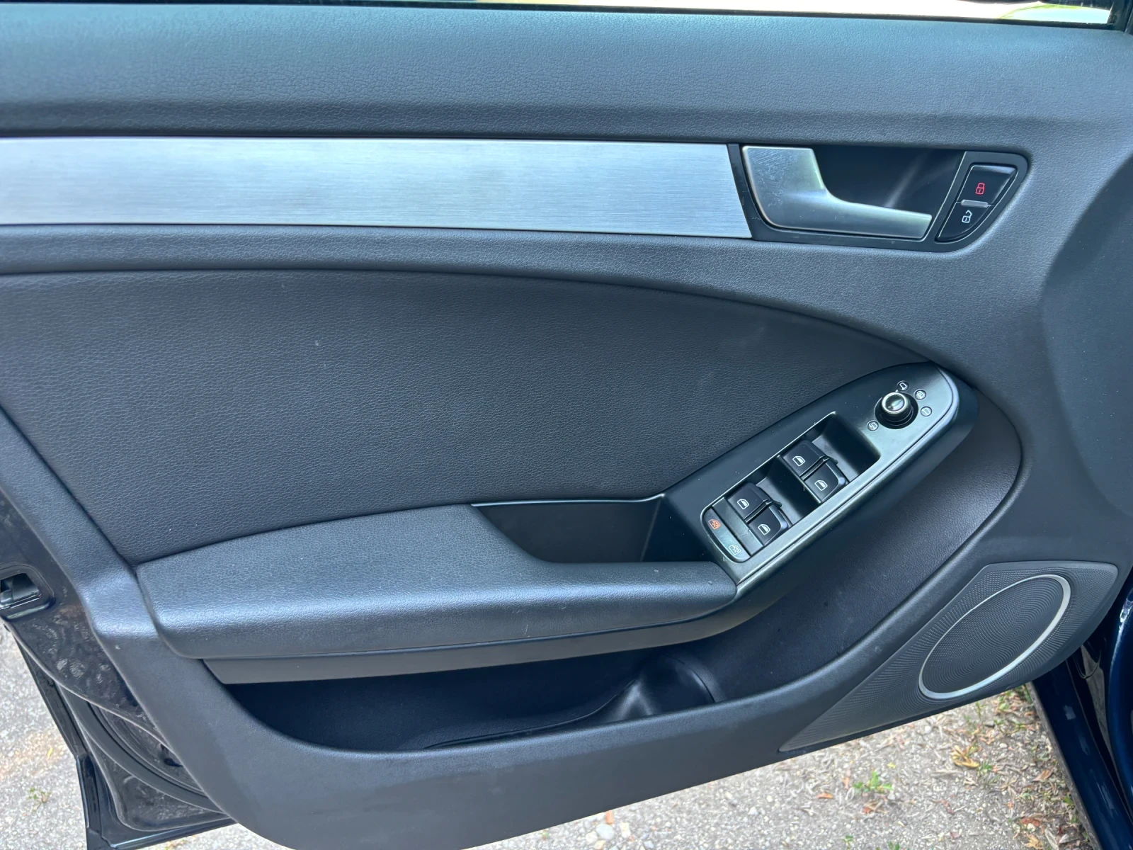 Audi A4 2009+ 2.0TDI140+ LED+ АВТОМАТ-S-LAIN+ F1 - изображение 8