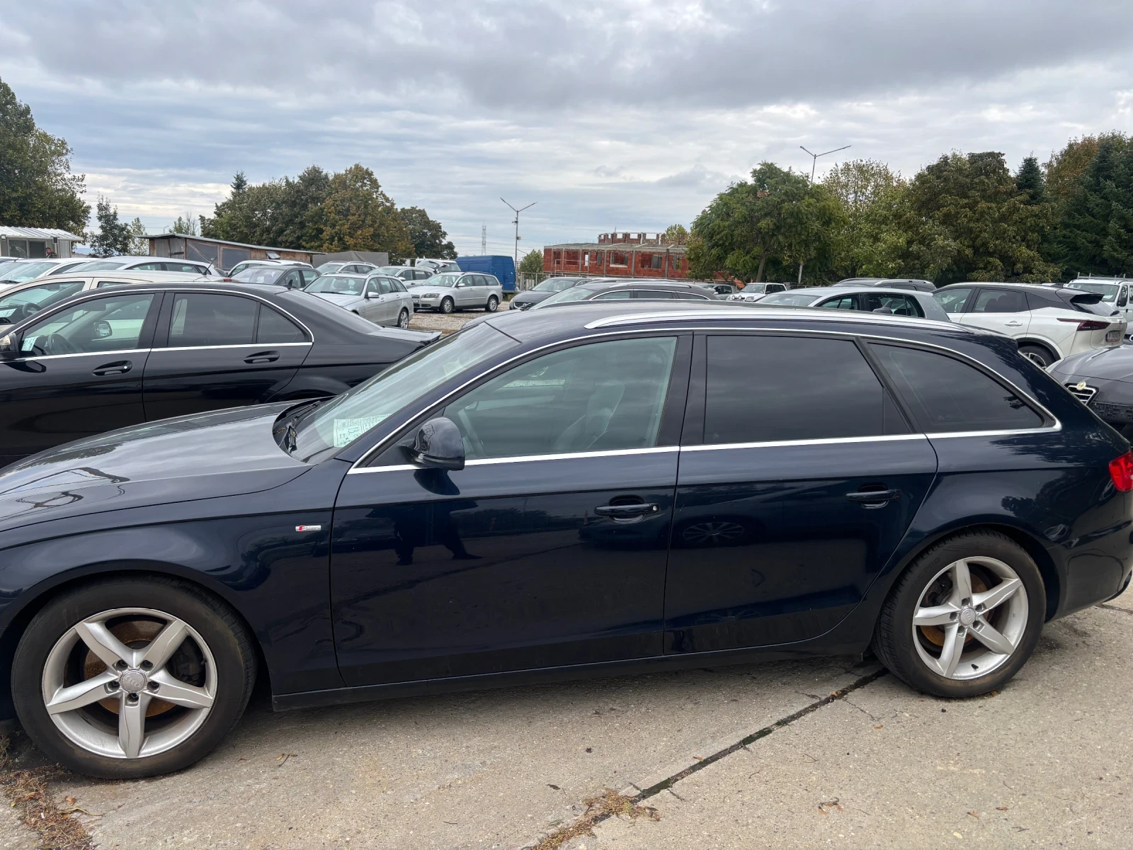 Audi A4 2009+ 2.0TDI140+ LED+ АВТОМАТ-S-LAIN+ F1 - изображение 7