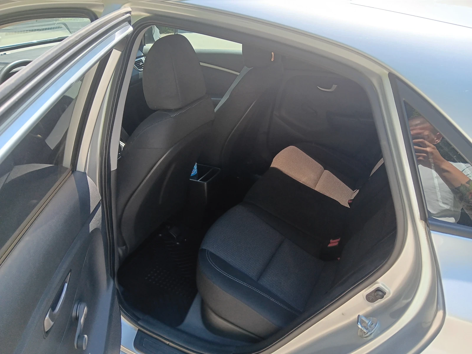 Hyundai I30 1.4 бензин Швейцария - изображение 6