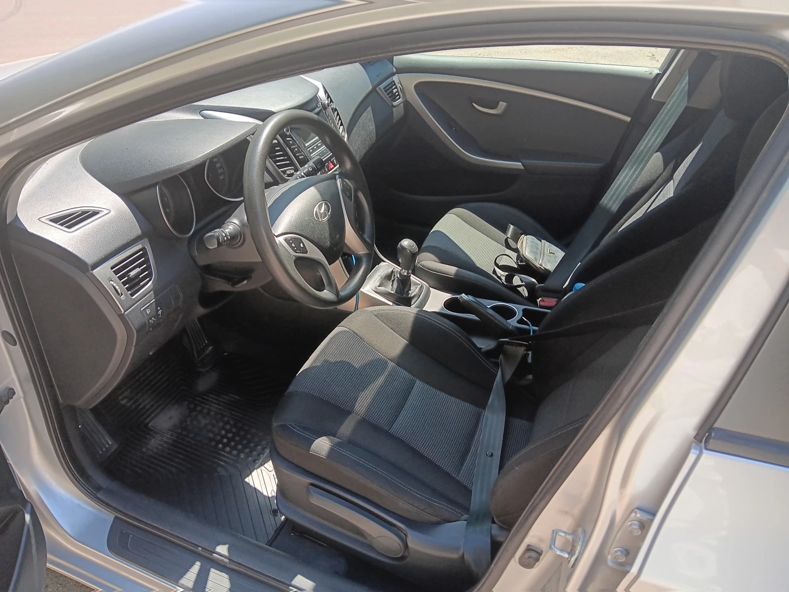 Hyundai I30 1.4 бензин Швейцария - изображение 5
