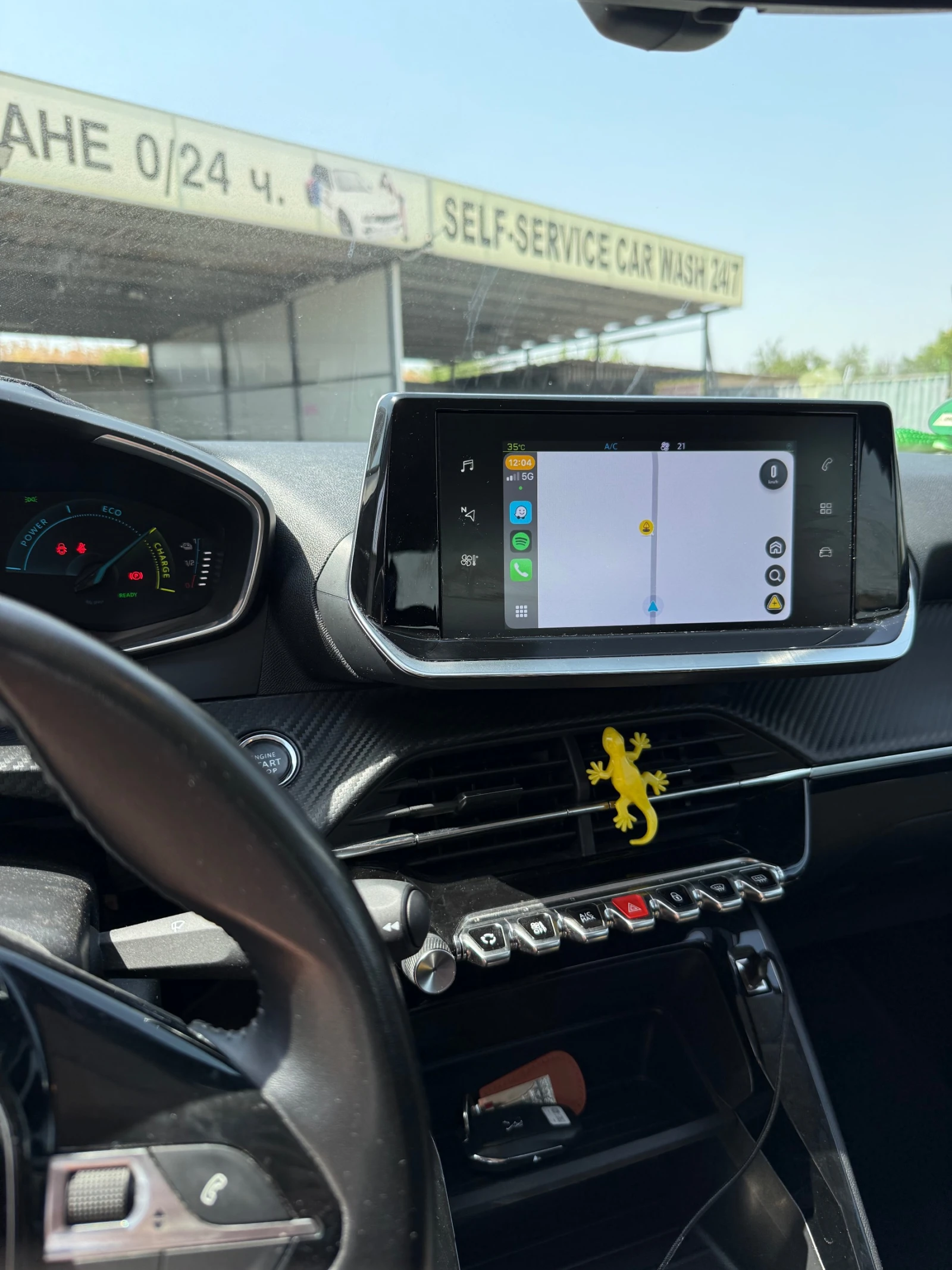 Peugeot 208  - изображение 4
