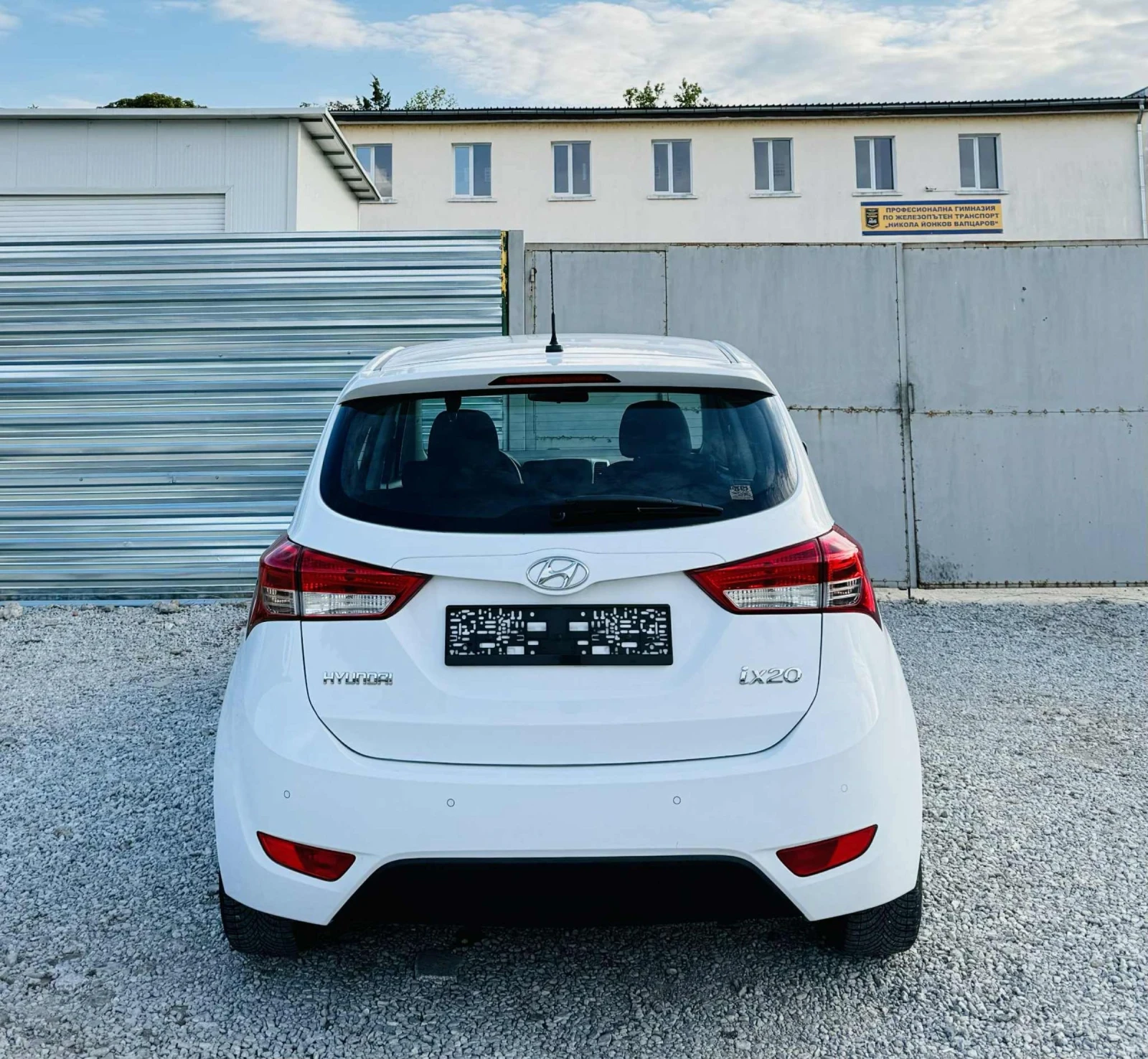 Hyundai Ix20 *    | Mobile.bg   12