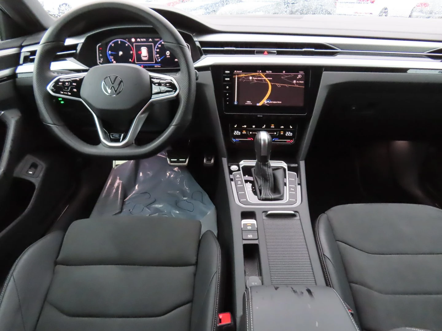 VW Arteon R-Line 2.0 TDI SCR DSG, снимка 5 - Автомобили и джипове - 56420635